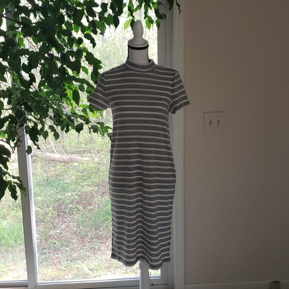 Gap grey and off white striped maternity dress.